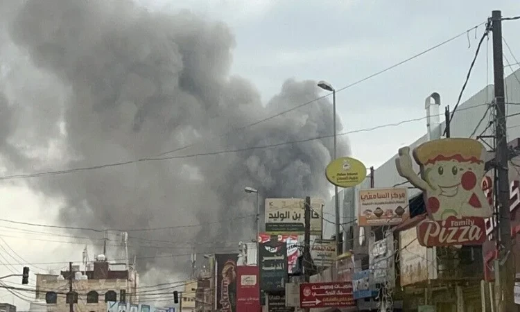 ইয়েমেনে ফের তীব্র সংঘাত, ১২৯টি হামলার দাবি হুথিদের