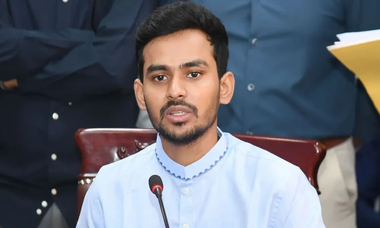 আসিফ মাহমুদের আমলের সব নিয়োগ ও পদোন্নতির নথি এখন দুদকে