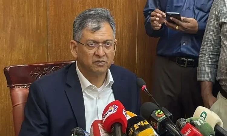 ৭ জনের ফাঁসির রায়ে ককটেল বিস্ফোরণ বড় বিষয় নয়: স্বরাষ্ট্রমন্ত্রী