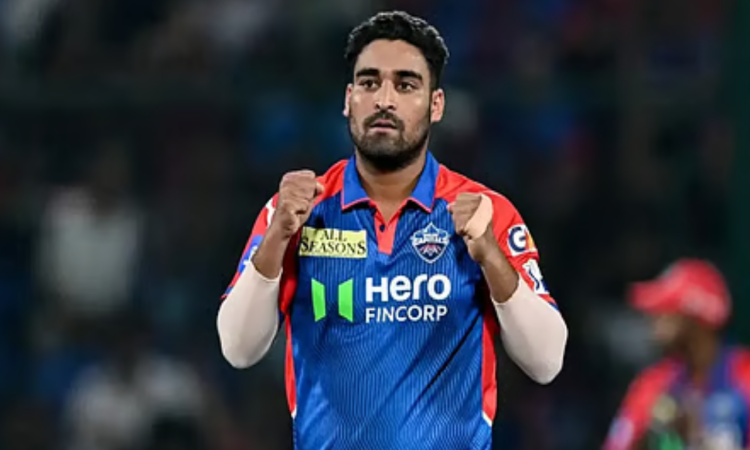 বিয়ের আশ্বাসে যৌন নিপীড়ন: ভারতীয় ক্রিকেটারের বিরুদ্ধে চাঞ্চল্যকর অভিযোগ