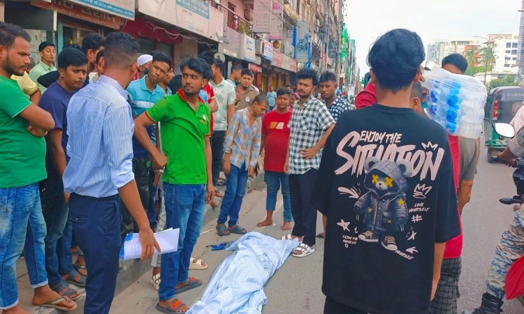 বনানীতে বাসচাপায় প্রাণ গেল মোটরসাইকেল চালকের