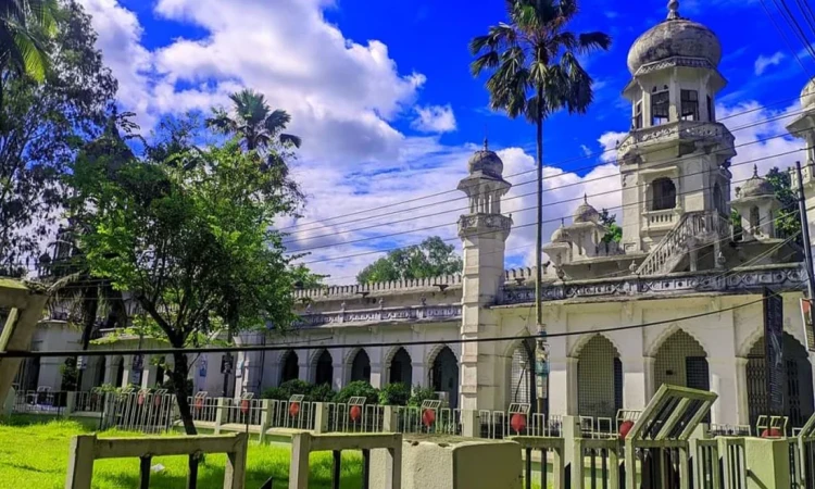 যেভাবে পূর্ব বাংলায় শিক্ষার বাতি জ্বালিয়েছিলেন হিন্দু জমিদাররা