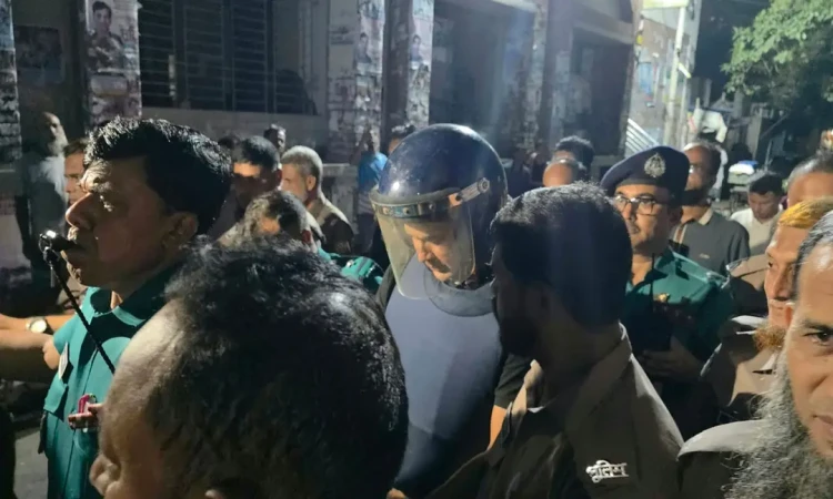 উসকানিমূলক অডিও বিতর্ক: সাবেক ওসি রাকিবুল ৫ দিনের রিমান্ডে