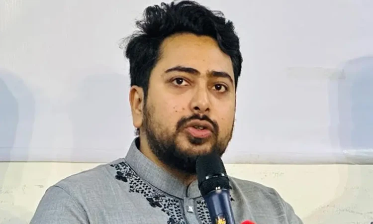 মেধাবী প্রার্থীদের বাদ দিয়ে শিক্ষক নিয়োগ প্রক্রিয়ায় প্রহসন চলছে: নাহিদ ইসলাম