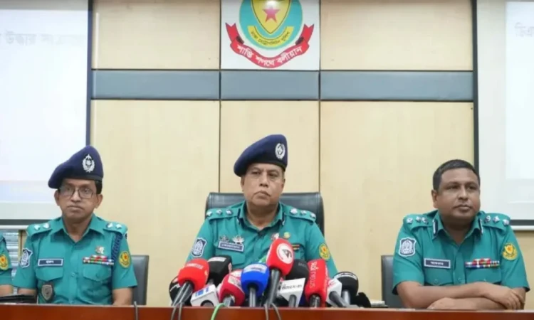 ককটেল তৈরির সরঞ্জাম ও ৯ হাজার মুখোশসহ যুবলীগ নেতা গ্রেপ্তার