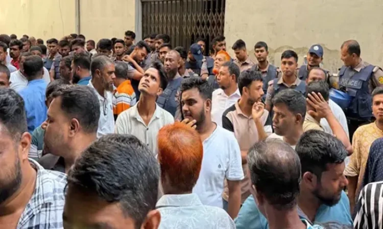 রাজধানীতে জাসদ কার্যালয় ঘেরাও করে শতাধিক নেতাকর্মী গ্রেপ্তার