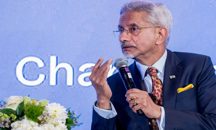 পাকিস্তানি সাংবাদিকের উসকানিমূলক প্রশ্নের কড়া জবাব দিলেন এস জয়শঙ্কর