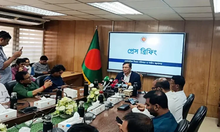 কোনো চাপে নয়, দেশের স্বার্থেই উড়োজাহাজ কেনা হচ্ছে: বিমানমন্ত্রী