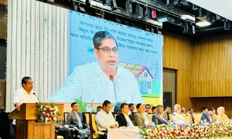 বাসভবনের সৌরবিদ্যুৎ গ্রিডে দিয়ে দৃষ্টান্ত স্থাপন করলেন প্রধানমন্ত্রী