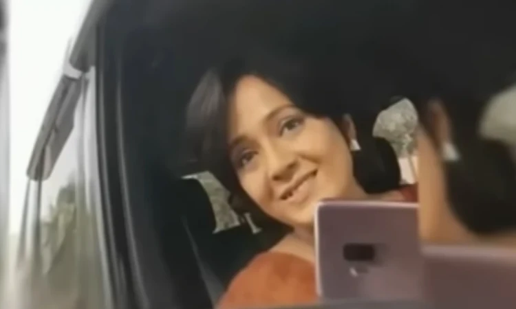 সাবেক সেনা কর্মকর্তা কাজী গুলশান আরা ও দেবাশীষ গ্রেপ্তার