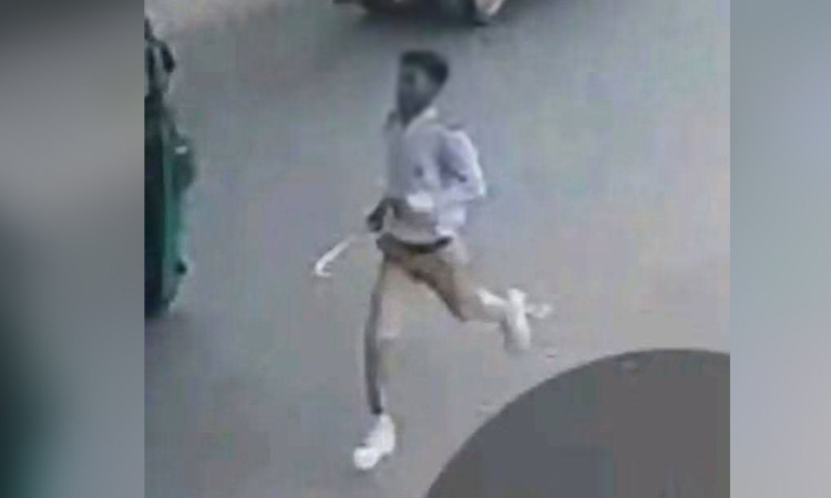 বগুড়ায় শিক্ষকের ওপর হামলাকারী সপ্তম শ্রেণির সেই শিক্ষার্থী আটক
