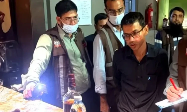 গুলশানে কিংফিশারে মধ্যরাতের হানা: বিপুল অবৈধ মদ জব্দ