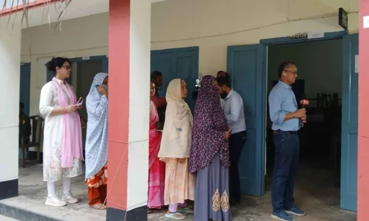 ঠাকুরগাঁও-১ উপনির্বাচন: রাষ্ট্রপতির শূন্য আসনে শুরু হলো ভোটগ্রহণ