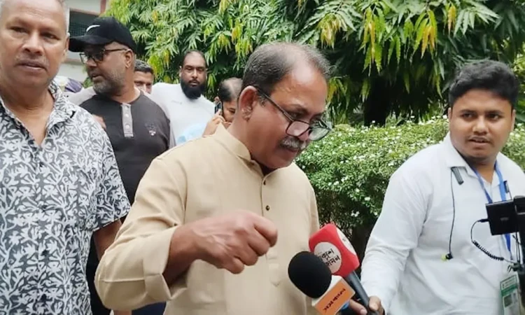 ডাব মার্কার কাগজ নিয়ে কেন্দ্রে জামায়াত এজেন্টরা: ফয়সল আমীন